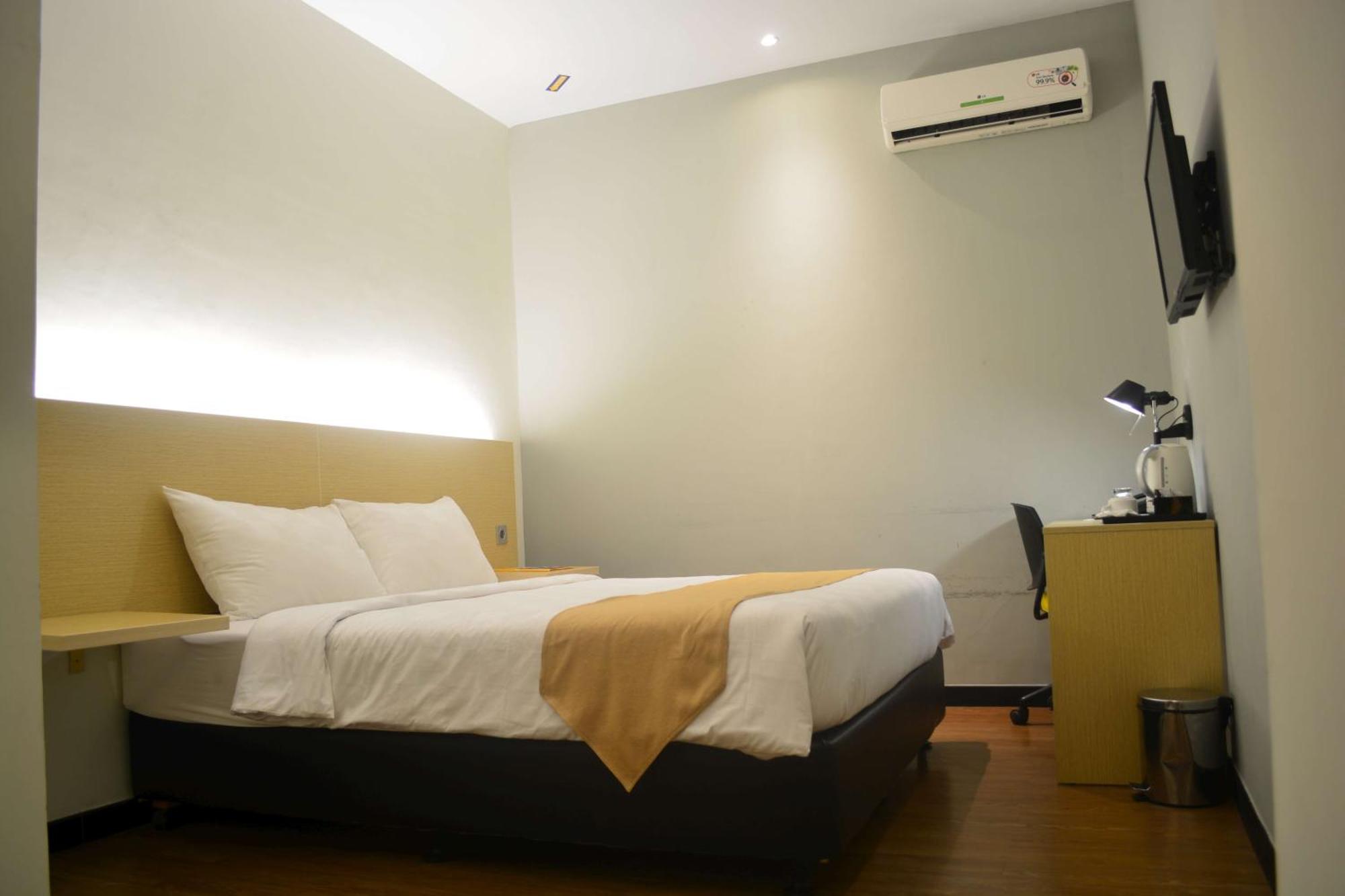 בנדר למפונג Yunna Hotel Lampung חדר תמונה